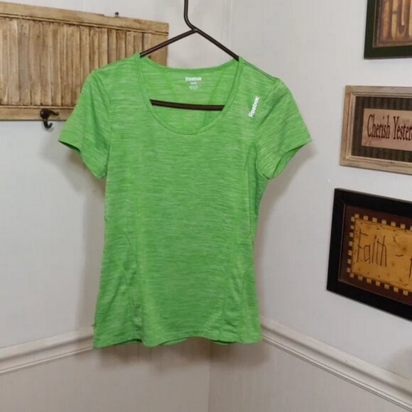 Reebok bright green short sleeve workout tee size medium - Picture 1 of 5